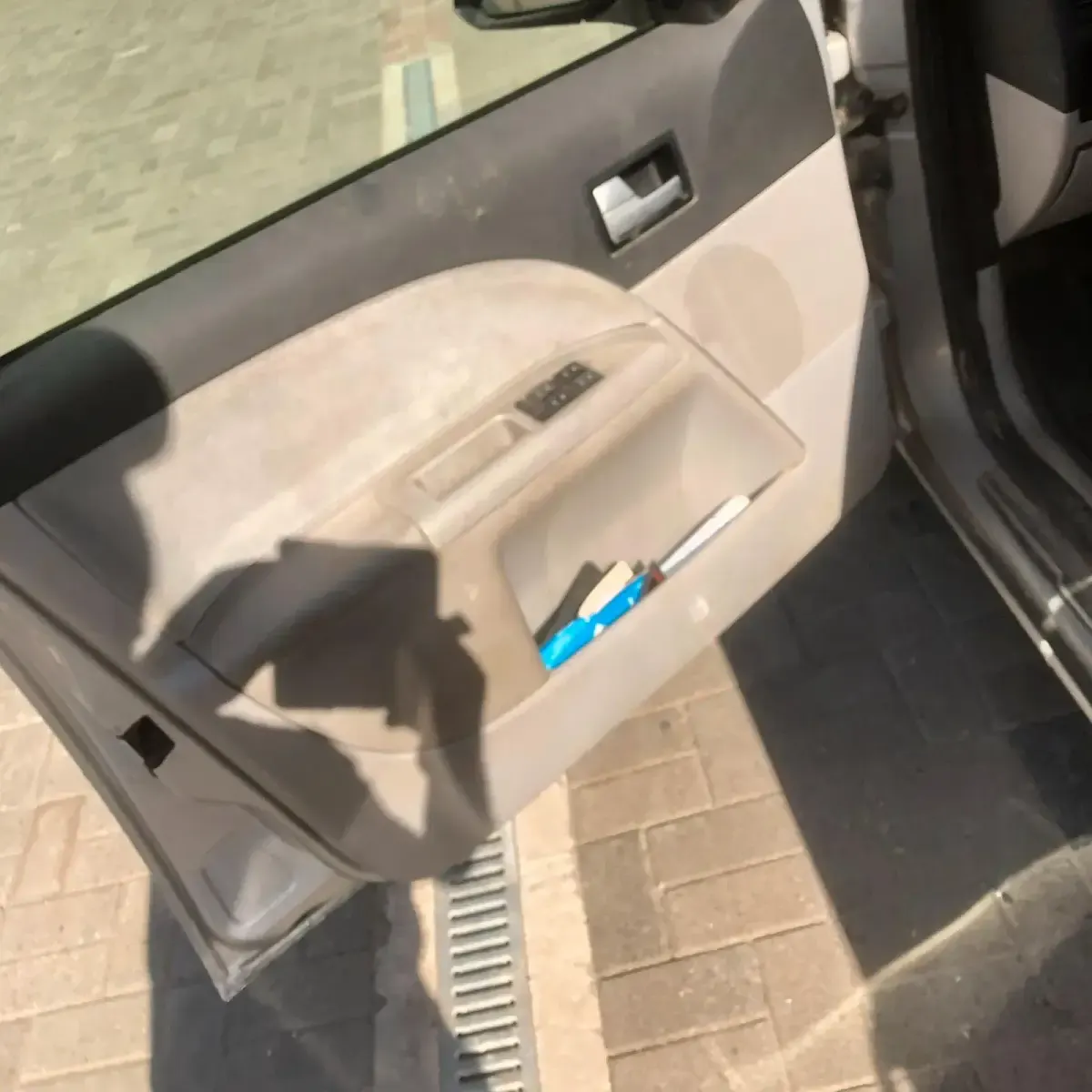 Gebraucht Ford Mondeo 147 PS (108 kW) 2001 Silber Kombi