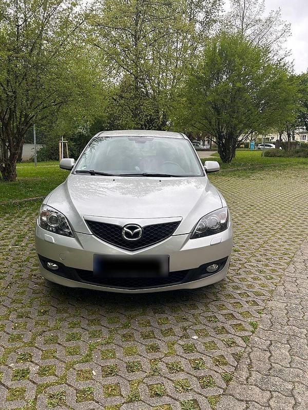 Second-hand Mazda 3 105 CP (77 kW) 2008 Argintiu Berlinǎ