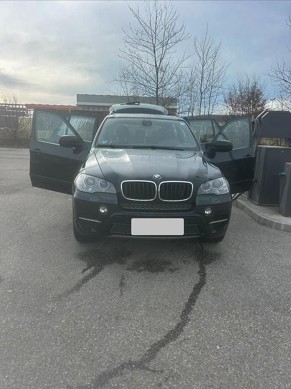 Gebraucht BMW X5 245 PS (180 kW) 2011 Schwarz SUV