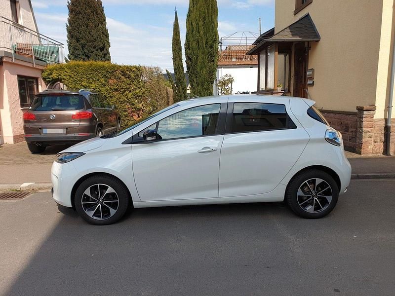 Gebraucht Renault Zoe Intens 67 kW (92 PS) 2018 Weiß Kleinwagen