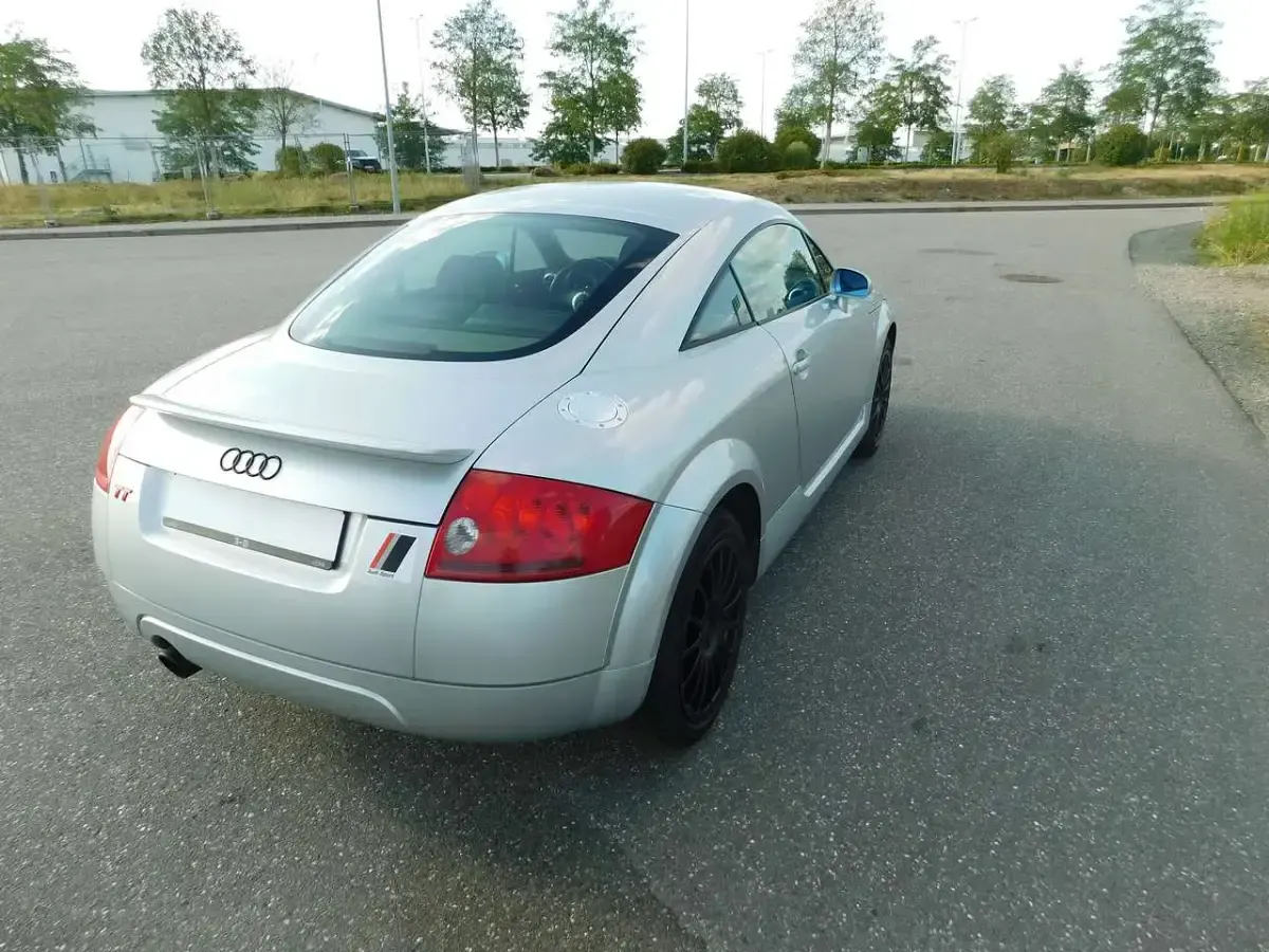 Gebraucht Audi TT 179 PS (131 kW) 2001 Silber Coupé