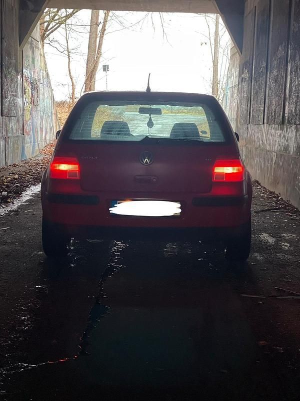 Gebraucht VW Golf III 101 PS (74 kW) 1998 Rot Kleinwagen