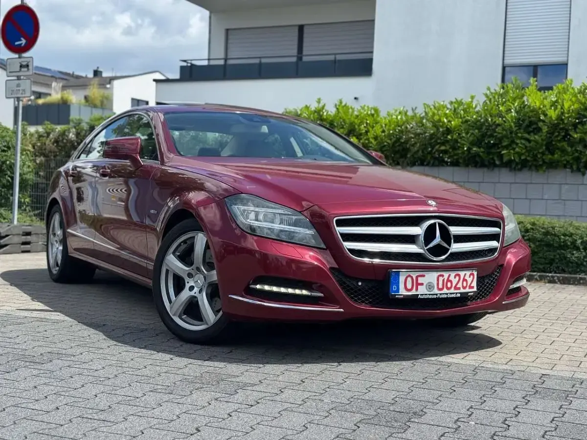 Gebraucht Mercedes CLS250 204 PS (150 kW) 2011 Rot Coupé