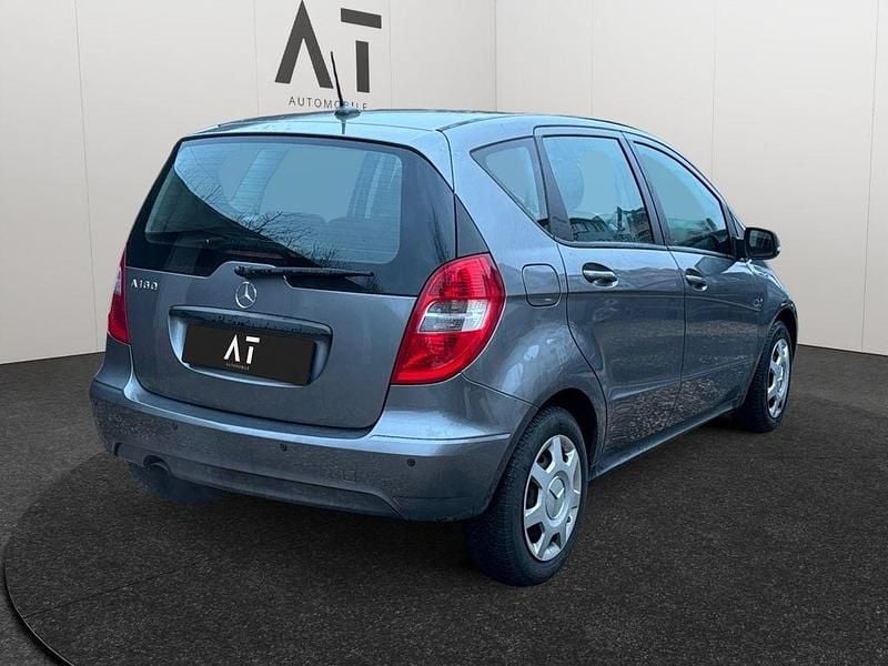 Gebraucht Mercedes A160 95 PS (69 kW) 2011 Grau Limousine