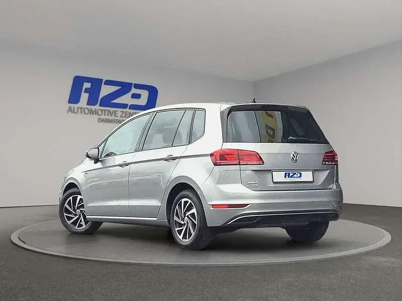 Second-hand VW Golf VII Join 131 CP (96 kW) 2019 Argintiu Berlinǎ