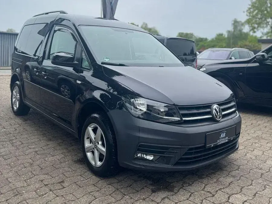 Second-hand VW Caddy Trendline 102 CP (75 kW) 2018 Negru Monovolum