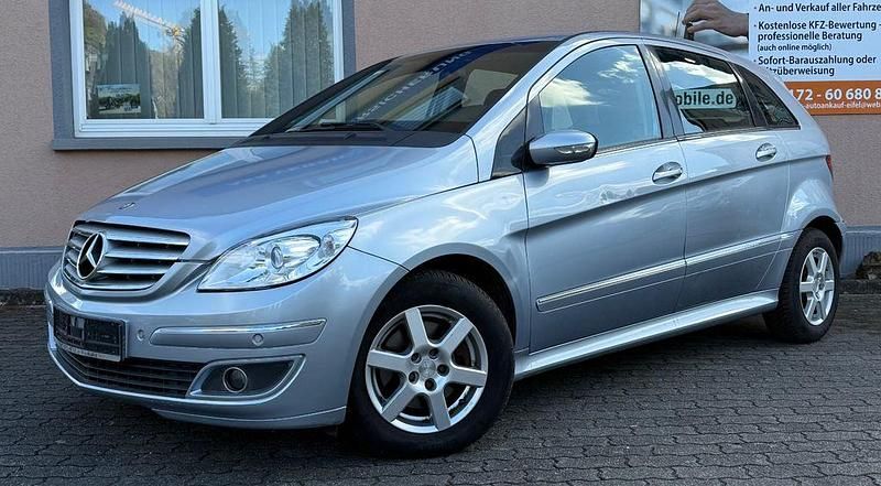 Gebraucht Mercedes B180 109 PS (80 kW) 2007 Blau Van / Kleinbus
