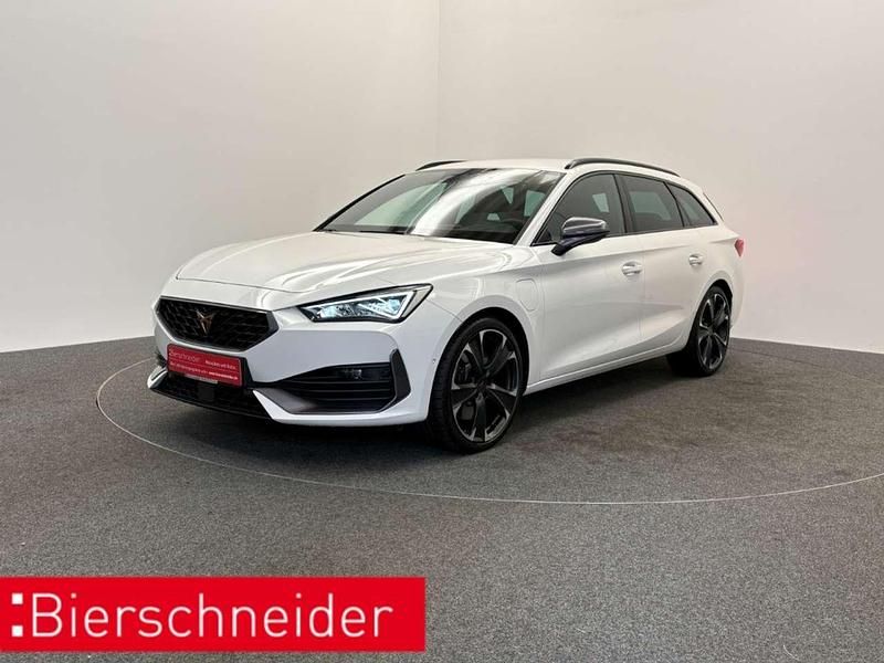 Weiss Gebraucht 2022 Cupra Leon VZ Kombi | 25.950 € (Fairer Preis) - Bild 1/3
