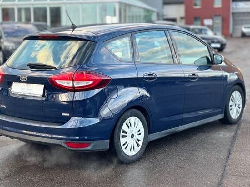 Second-hand Ford C-MAX Trend 101 CP (74 kW) 2017 Albastru Monovolum