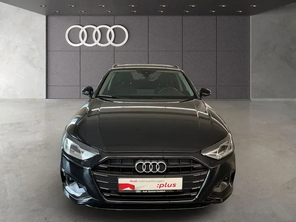 Gebraucht Audi A4 Advanced 150 PS (110 kW) 2023 Schwarz Kombi