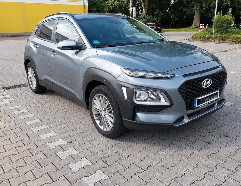 Grau Gebraucht 2019 Hyundai Kona YES! SUV | 15.500 € (Fairer Preis) - Bild 1/4