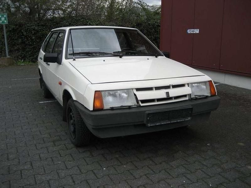 Gebraucht Lada Samara 65 PS (47 kW) 1990 Weiß Kleinwagen