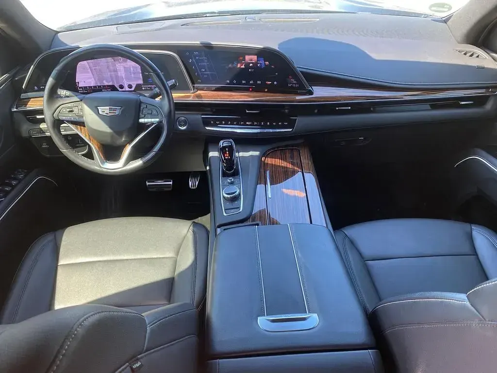 Gebraucht Cadillac Escalade 426 PS (313 kW) 2021 Schwarz SUV