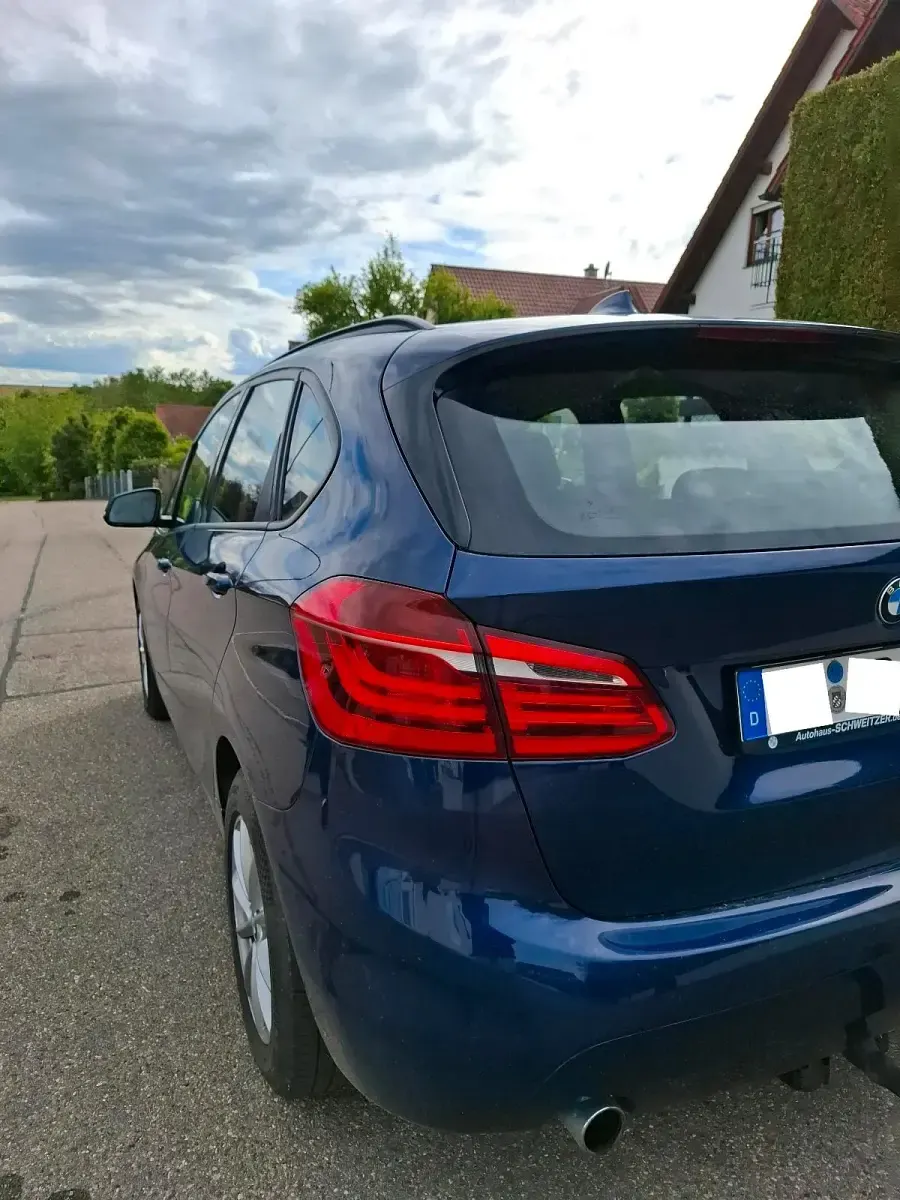 Używany BMW 216 Advantage 116 KM (85 kW) 2017 Niebieski Kombi
