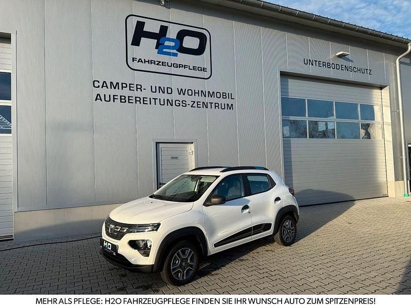 Weiß Gebraucht 2021 Dacia Spring Comfort Kleinwagen | 8.950 € (Fairer Preis) - Bild 1/4