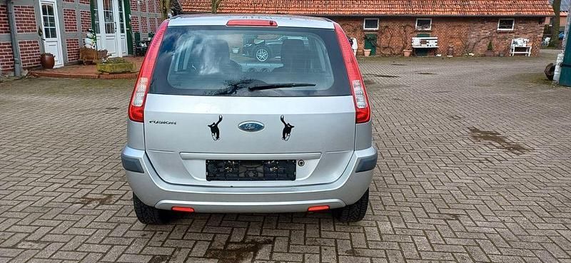Gebraucht Ford Fusion 80 PS (58 kW) 2009 Silber Kleinwagen
