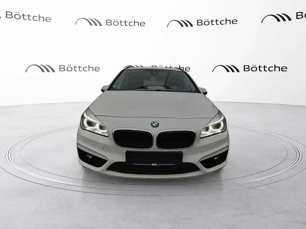 Gebraucht BMW 218 Advantage 150 PS (110 kW) 2017 Weiß Van / Kleinbus
