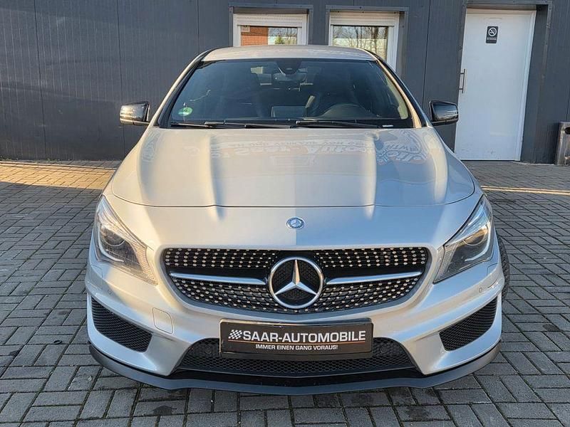Gebraucht Mercedes CLA200 AMG line 136 PS (100 kW) 2016 Silber Limousine