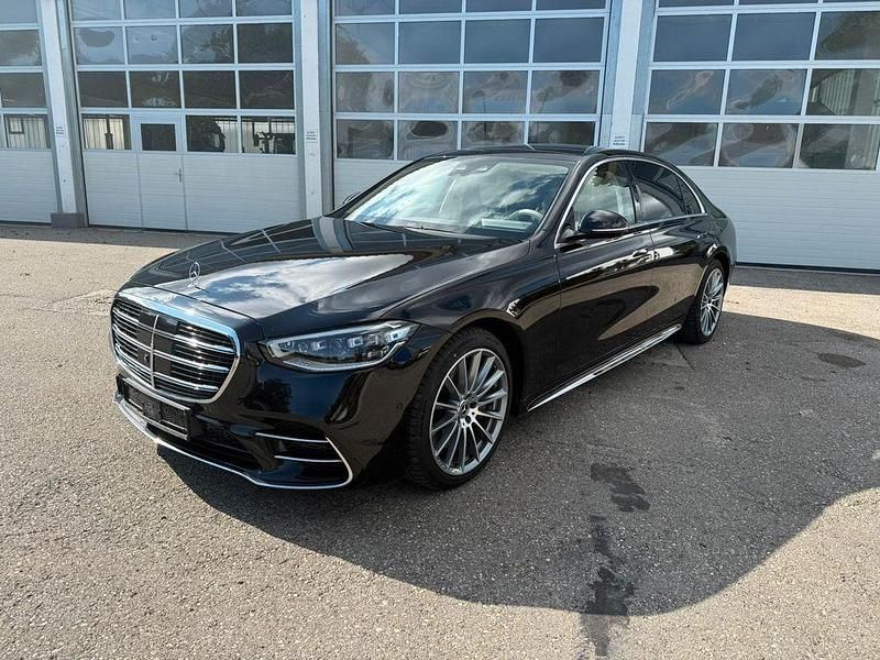 Gebraucht Mercedes S400 330 PS (242 kW) 2022 Schwarz Limousine