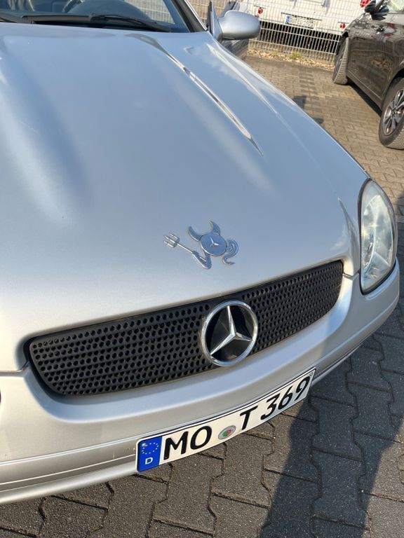 Gebraucht Mercedes SLK230 197 PS (144 kW) 2000 Silber Cabrio