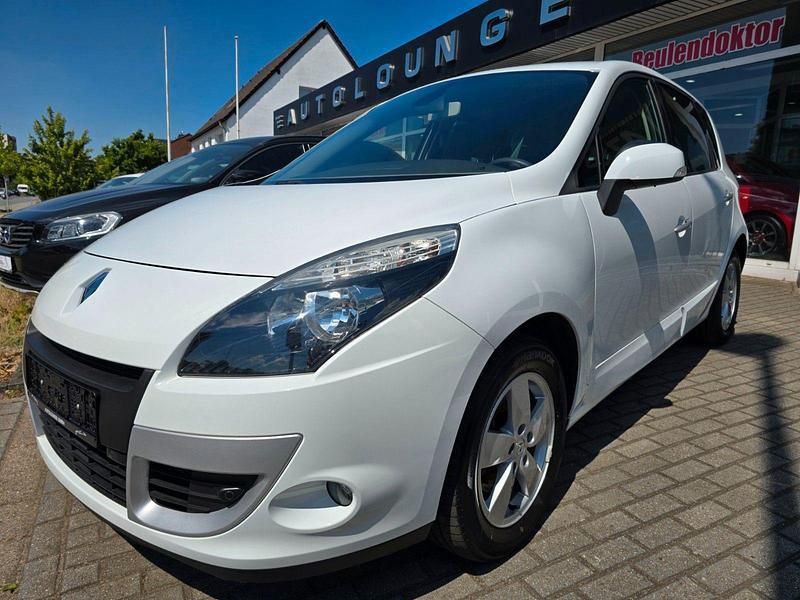 Weiß Gebraucht 2011 Renault Scénic III Dynamique Van / Kleinbus | 5.900 € (Fairer Preis) - Bild 1/4