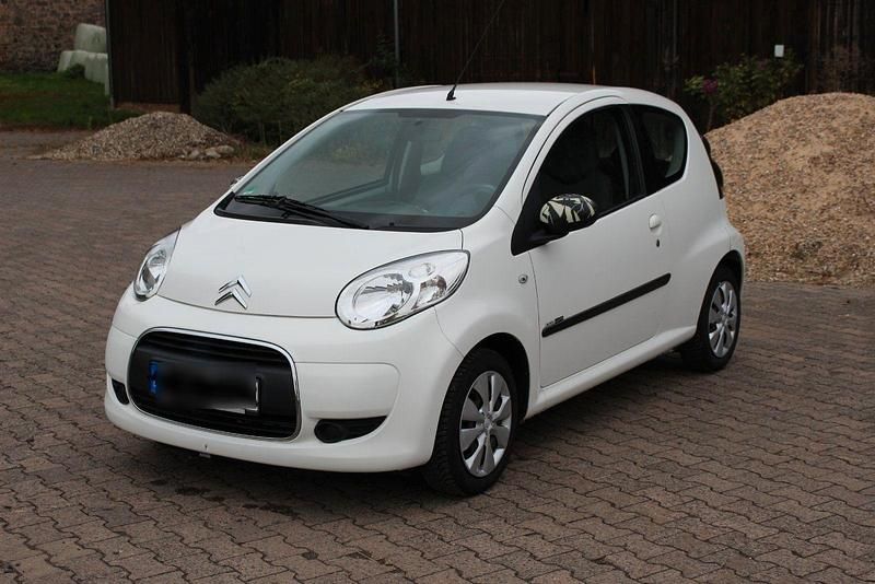 Gebraucht Citroën C1 Style 70 PS (51 kW) 2010 Weiß Kleinwagen