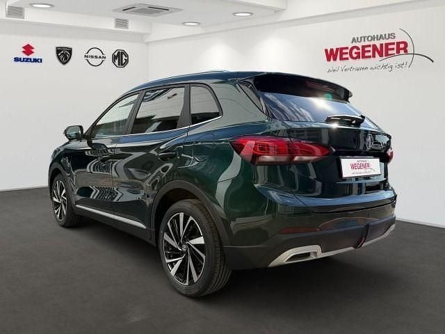 Neu MG ZS Luxury 197 PS (144 kW) 2025 Emerald green Limousine