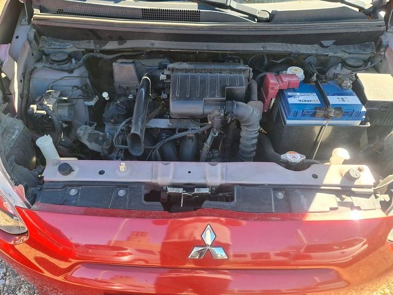 Gebraucht Mitsubishi Space Star 71 PS (52 kW) 2016 Rot Kleinwagen