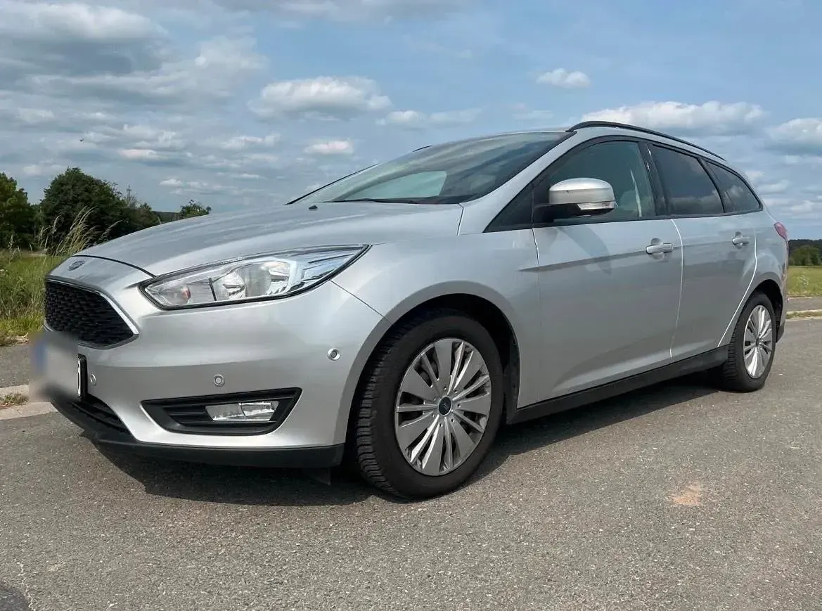 Gebraucht Ford Focus Business Edition 125 PS (91 kW) 2017 Silber Kombi