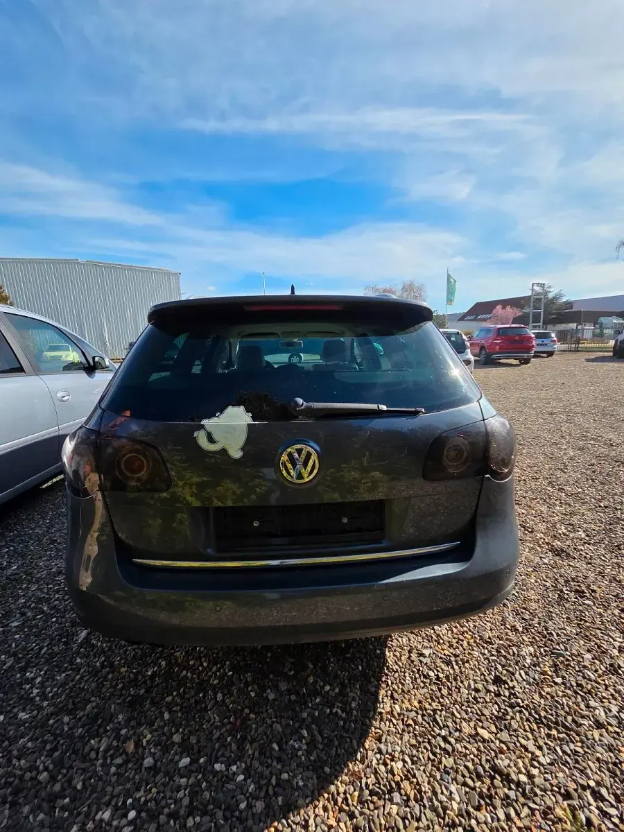 Usata VW Passat 140 CV (102 kW) 2009 Grigio Station wagon