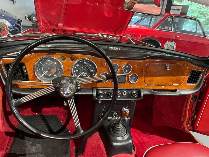 Gebraucht Triumph TR4 105 PS (77 kW) 1966 Rot Cabrio