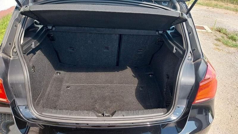 Gebraucht BMW 116 109 PS (80 kW) 2016 Schwarz Kleinwagen