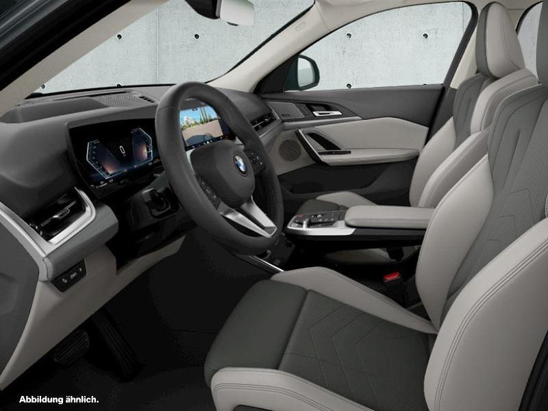 Gebraucht BMW X2 Efficient Dynamics 150 PS (110 kW) 2025 Skyscraper grau SUV