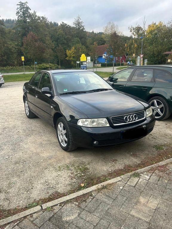 Schwarz Gebraucht 1999 Audi A4 Limousine | 1.999 € (Fairer Preis) - Bild 1/4