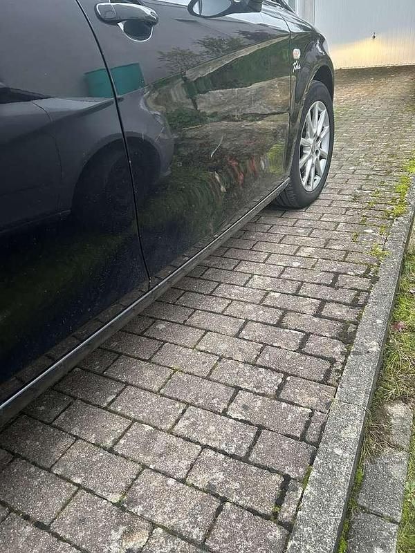 Gebraucht Seat Leon Ecomotive 105 PS (77 kW) 2010 Limousine