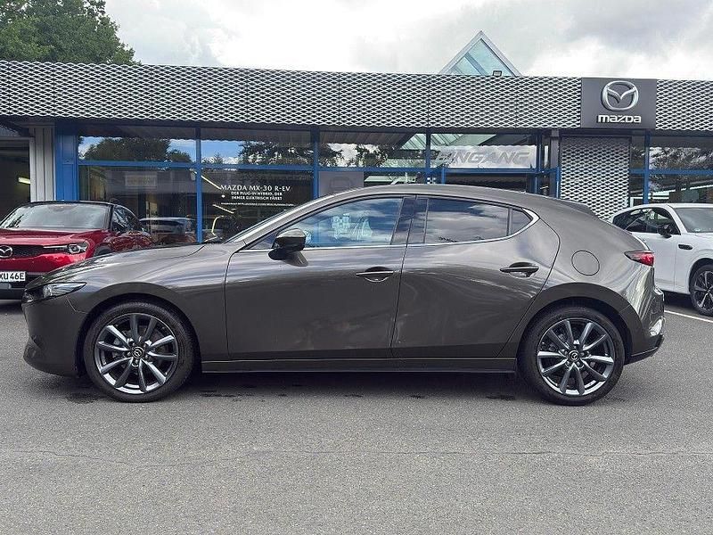 Gebraucht Mazda 3 Selection 122 PS (89 kW) 2021 Obsidiangrau Limousine