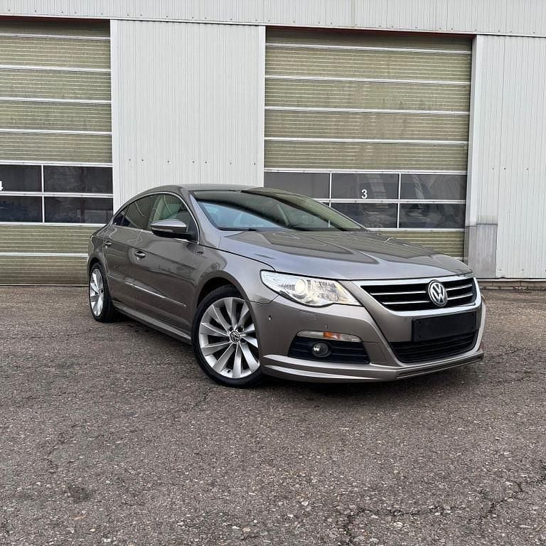 Gebraucht VW Passat 170 PS (125 kW) 2012 Grau Limousine