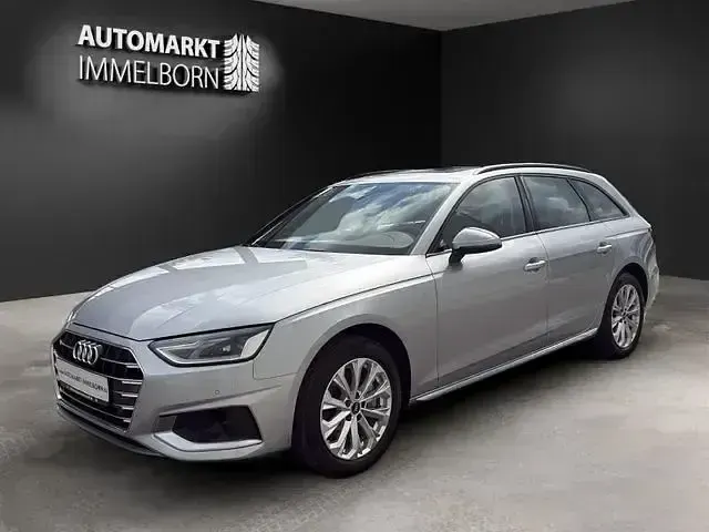 Gebraucht Audi A4 Advanced 210 PS (154 kW) 2022 Florettsilber Kombi