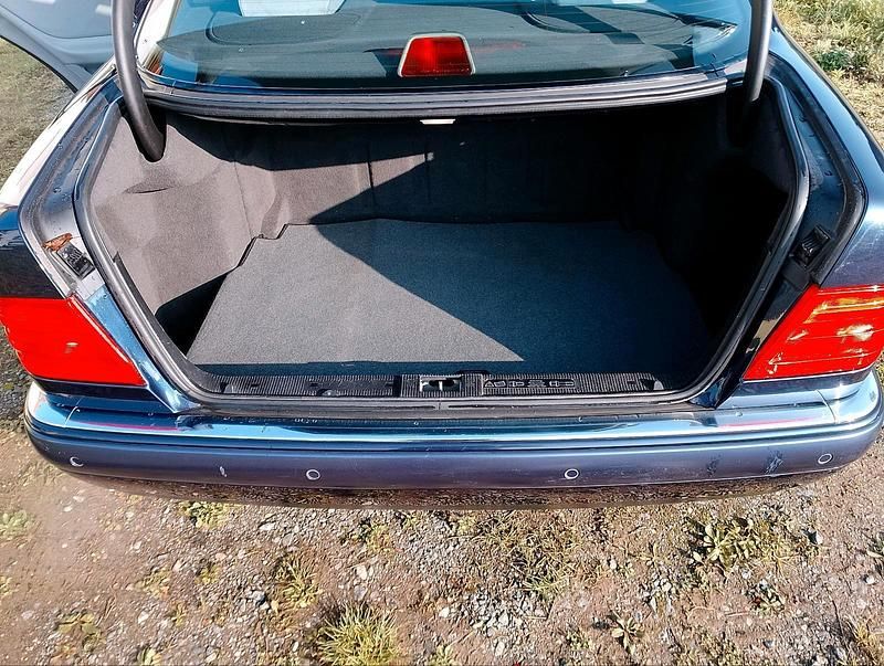 Gebraucht Mercedes E320 224 PS (164 kW) 1998 Blau Limousine