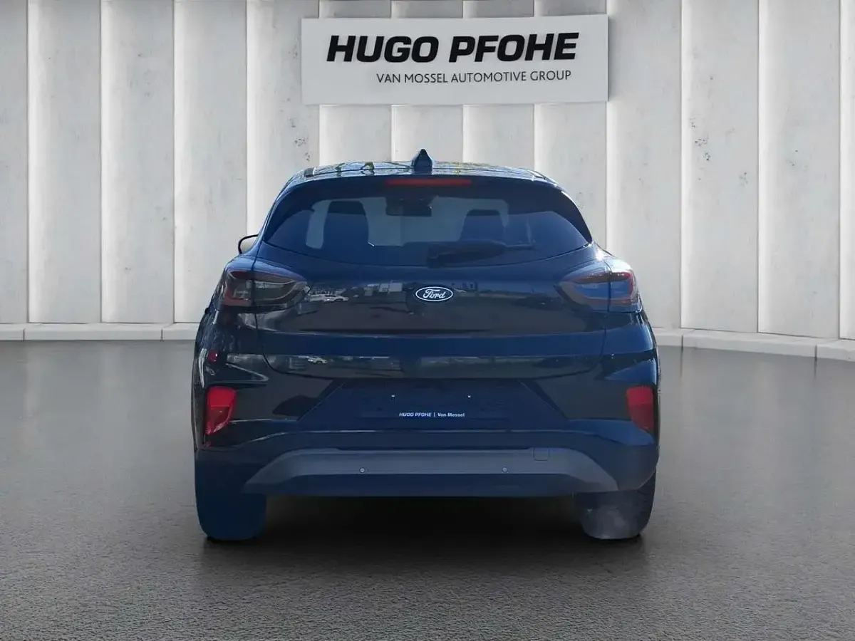 Używany Ford Puma Titanium 125 KM (91 kW) 2025 Czarny SUV
