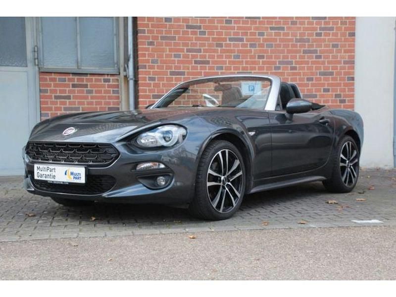 Meteor grey (metallic) Gebraucht 2017 Fiat 124 Spider Cabrio | 16.700 € (Fairer Preis) - Bild 1/4