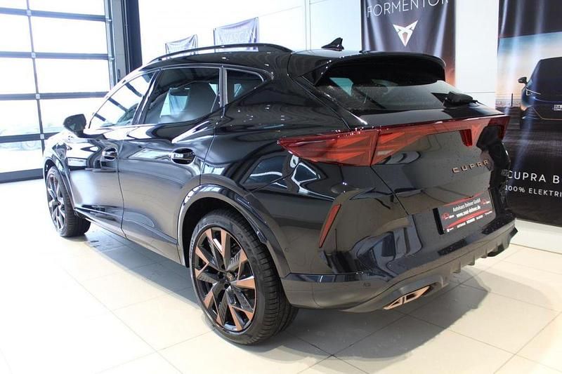 Neu Cupra Formentor 204 PS (150 kW) 2026 Mitternachtsschwarz SUV