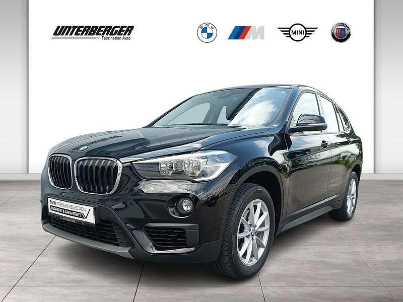 Schwarz Gebraucht 2018 BMW X1 Advantage SUV | 17.590 € (Teuer) - Bild 1/4