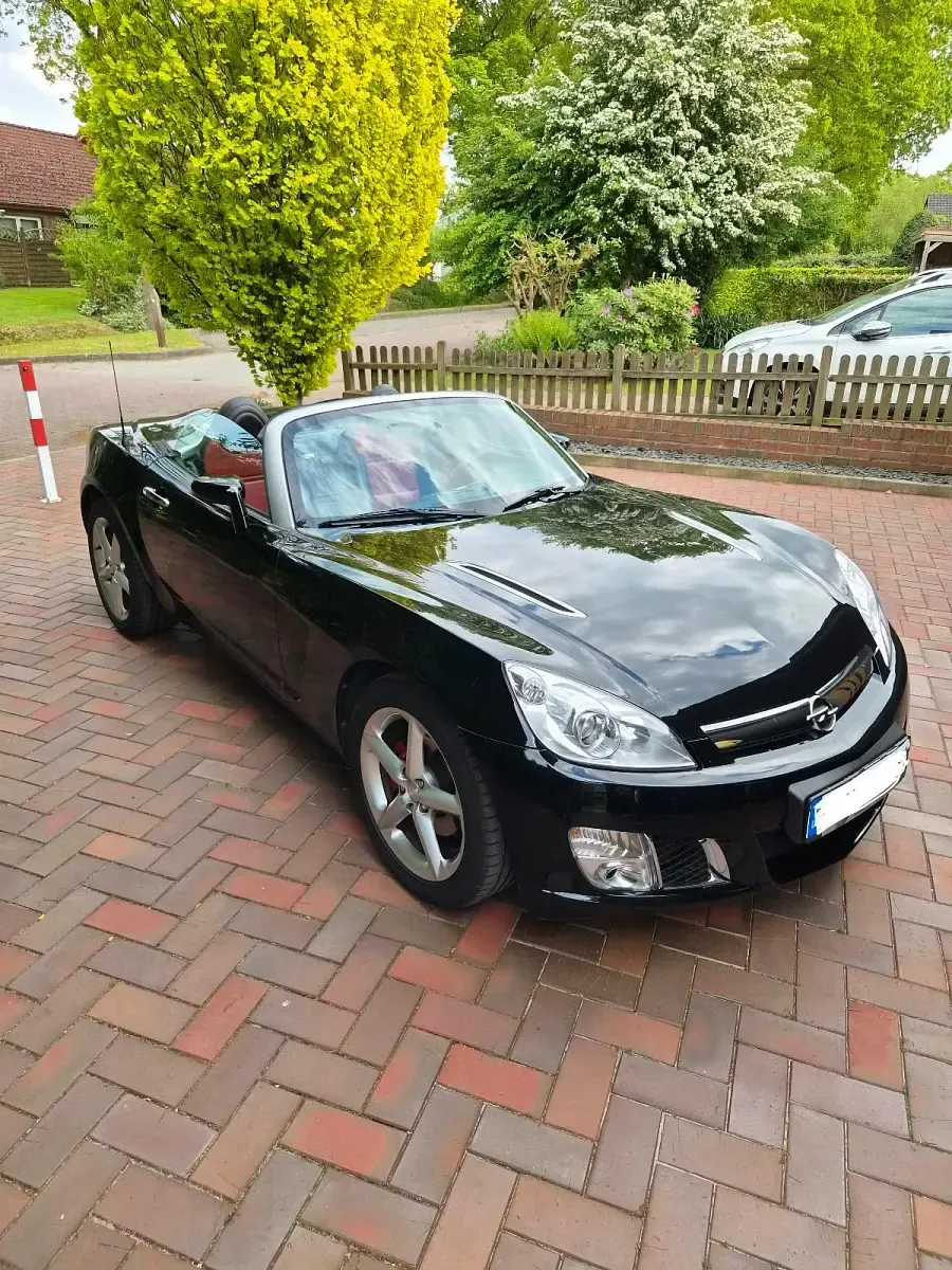 Gebraucht Opel GT 264 PS (194 kW) 2009 Schwarz Cabrio