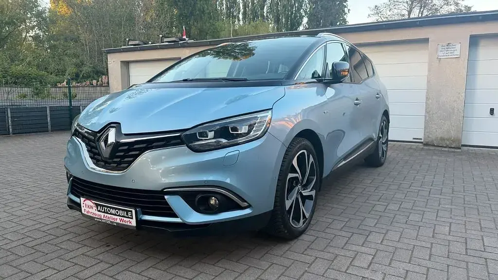 Gebraucht Renault Scénic IV Bose Edition 132 PS (97 kW) 2017 Blau Van / Kleinbus