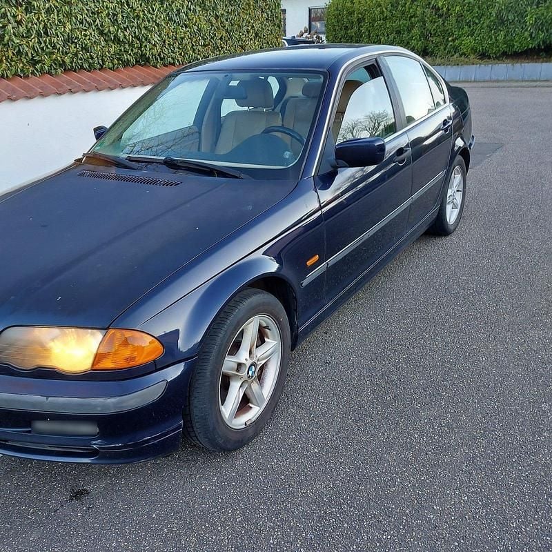 Gebraucht BMW 328 193 PS (141 kW) 1998 Blau Limousine