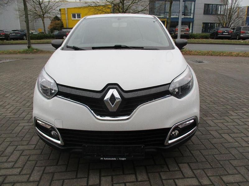 Weiß Gebraucht 2015 Renault Captur Dynamique SUV | 9.350 € (Fairer Preis) - Bild 1/4