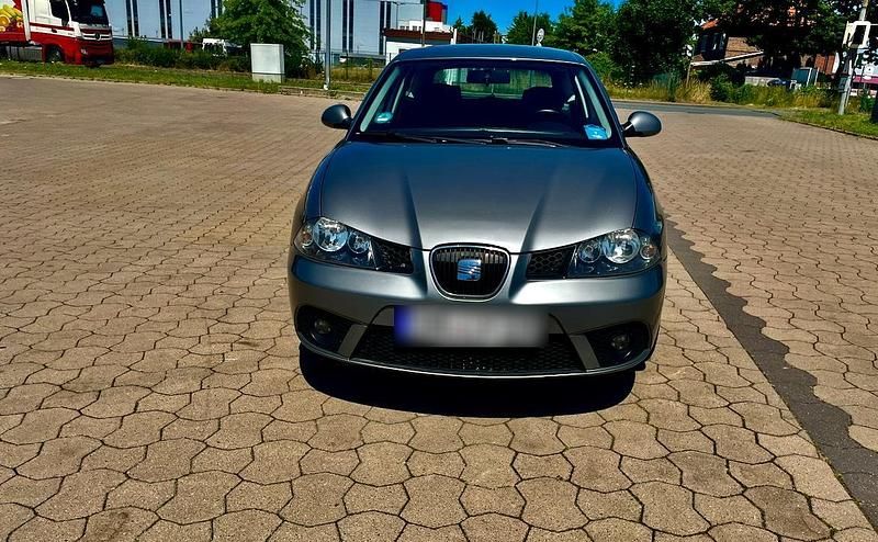 Grau Gebraucht 2008 Seat Ibiza Kleinwagen | 2.000 € (Fairer Preis) - Bild 1/4