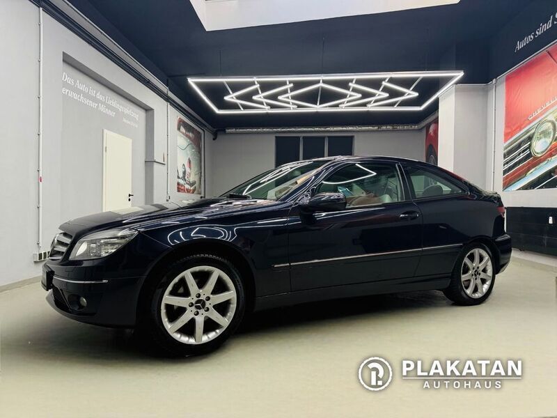 Schwarz Gebraucht 2009 Mercedes 230 Coupé | 7.499 € (Fairer Preis) - Bild 1/4