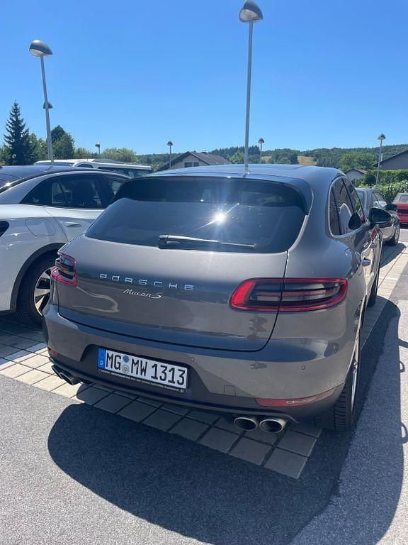 Gebraucht Porsche Macan S 258 PS (189 kW) 2014 Grau SUV